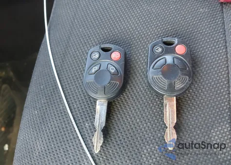 2010 Ford Escape Xlt from USA, damaged, VIN 1FMCU0D73AKA93302